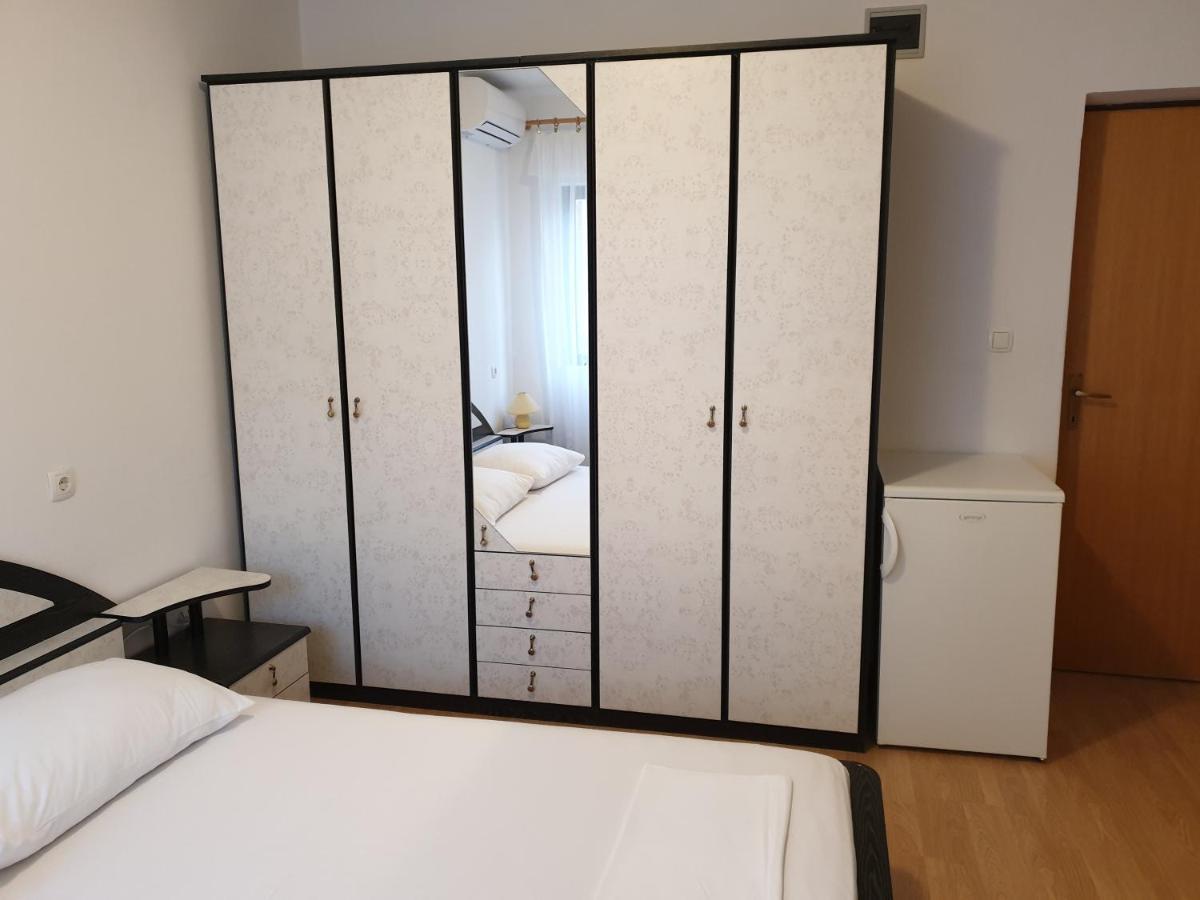 Triple Room Metajna 4120F Exterior foto